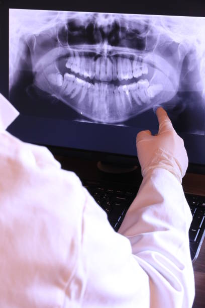 Best Orthodontic Emergency Dentist in Walled Lake, MI